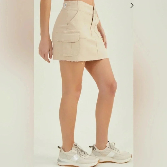 Altar'd State Baylin Cargo Mini Skirt NEW - Picture 2 of 5